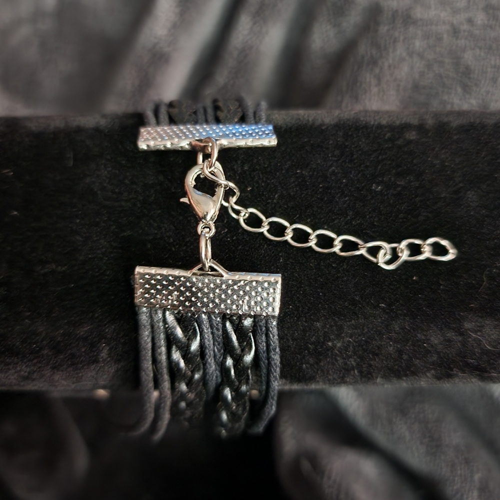 Spiderweb Layered Faux Leather Silver Spider Web Beads Black Adjustable Bracelet - Picture 3 of 6